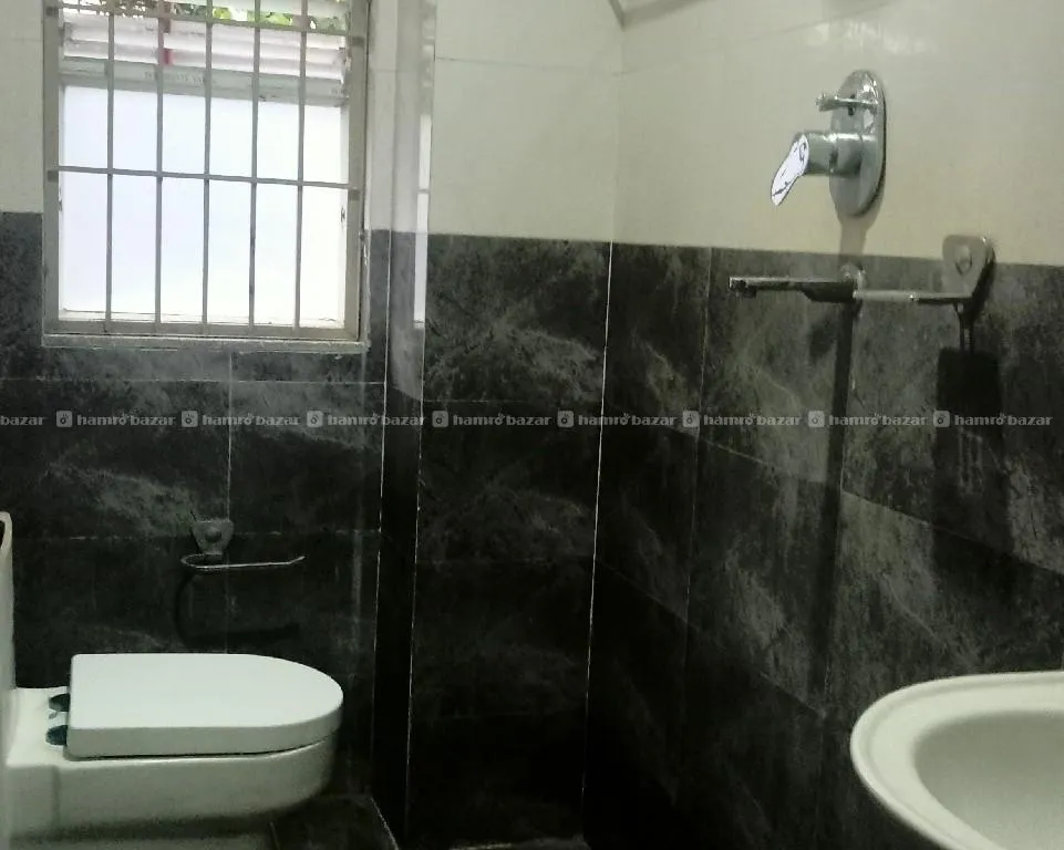 FLAT for rent in Location - photo 1
