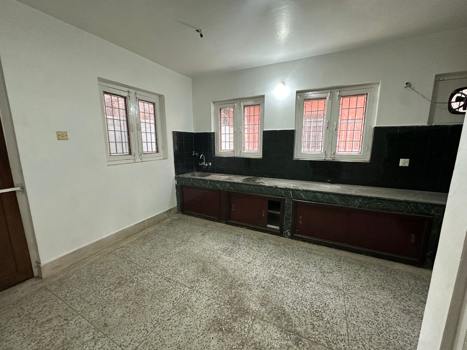 BK for rent in Bafal - photo 3